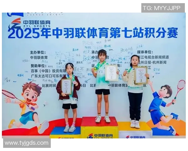 杭州羽毛球队在世界锦标赛中以72分稳居积分榜首位